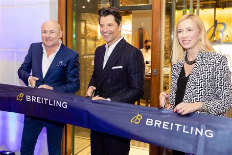 Breitling: Καλωσορίζει το πρώτο της flagship store στην Αθήνα.